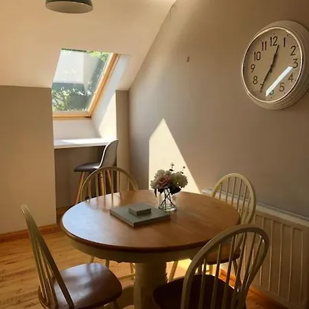 Beautiful One Bed In Excellent Location Apartmán