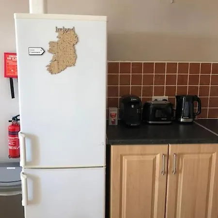 Beautiful One Bed In Excellent Location *