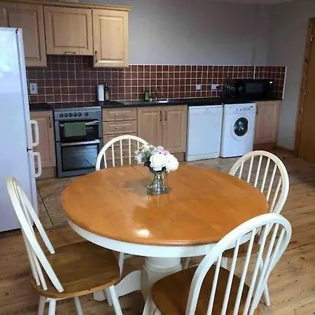 Beautiful One Bed In Excellent Location *